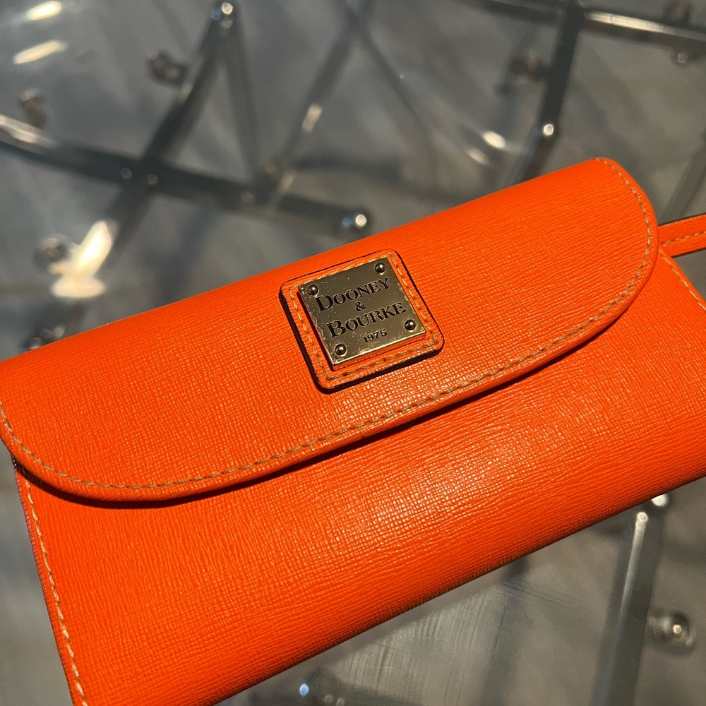 Dooney & Bourke Orange Women's Bag